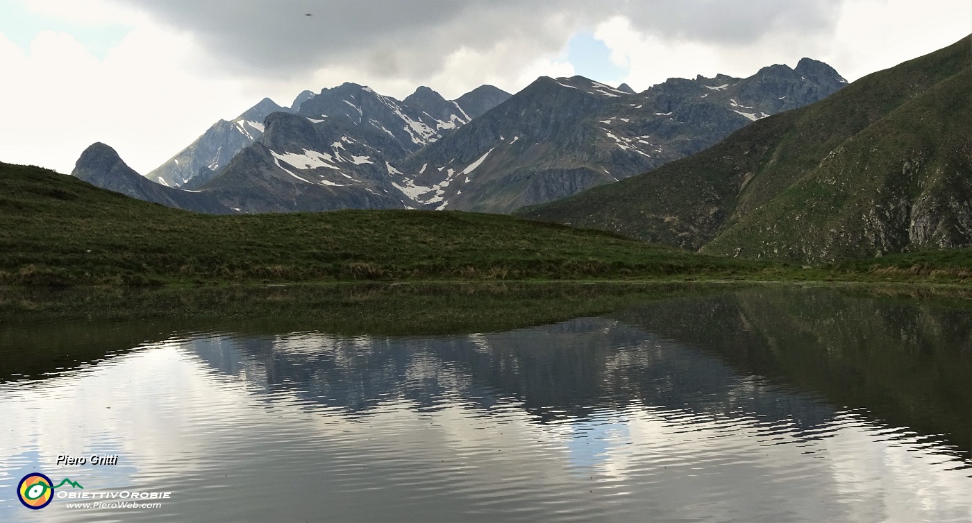 70 Alla bella pozza verso il Monte AvaroI.JPG